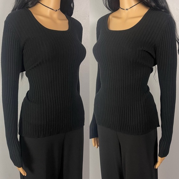 Y2K Ribbed Sweater - Picture 2 of 3